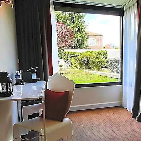 1er 4* Rueil-Malmaison