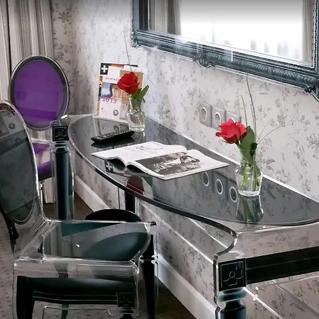 فندق 1er رويل-مالميزون